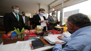 Aksaray Valiliğinin başlattığı iyilik hareketiyle ihtiyaç sahiplerinin veresiye defterindeki borçları ödendi