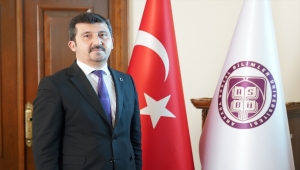 ASBÜ akademisyenlerinden YKS'ye hazırlanan öğrenciler için destek seminerleri 