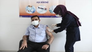 Başkentte muhtarlara Kovid-19 aşısı yapılmaya başlandı