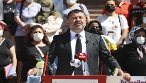 CHP Genel Başkan Yardımcısı Ağbaba, ev işlerinde çalışan kadınlarla basın toplantısı düzenledi: 