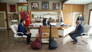 Gölbaşılı yerel sanatçılardan Başkan Şimşek'e teşekkür ziyareti