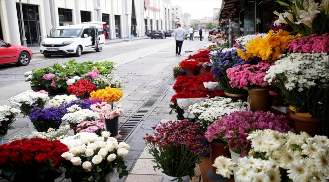 İç Anadolu'daki çiçekçilerde Anneler Günü yoğunluğu
