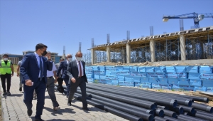 KAEÜ Rektörü Karakaya, kütüphane inşaatını inceledi