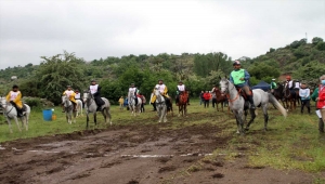 Kayseri'de 19 Mayıs Gençlik ve Spor Bayramı Atlı Dayanıklılık Yarışması yapıldı 