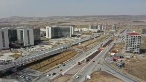 Kayseri'de Anafartalar-Şehir Hastanesi-YHT Gar Tramvay Hattı çalışmaları sürüyor