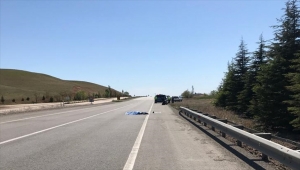 Kırıkkale'de bariyerlere çarpan motosikletin sürücüsü öldü