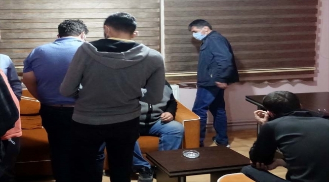 Kırıkkale'de Kovid-19 tedbirlerini ihlal eden 14 kişiye para cezası uygulandı