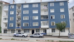 Kırşehir'de bir apartman Kovid-19 nedeniyle karantinaya alındı