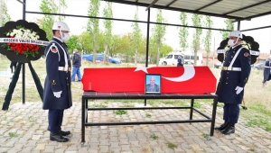 Kırşehir'de vefat eden Kıbrıs gazisi Fevzi Kaya toprağa verildi