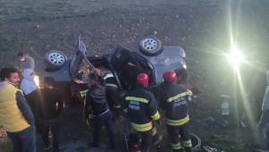 Konya'da otomobil şarampole devrildi: 3 yaralı