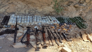 Pençe-Yıldırım Operasyonu'nda PKK'ya ait çok sayıda silah ve mühimmat ele geçirildi