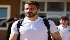 Sivasspor, Caner Osmanpaşa ile sözleşme yeniledi