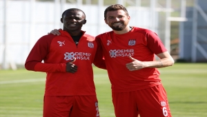 Sivasspor'da, Medipol Başakşehir mesaisi başladı 