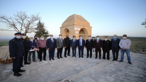 Yunus Emre ve hocası Tapduk Emre'nin türbeleri restore ediliyor