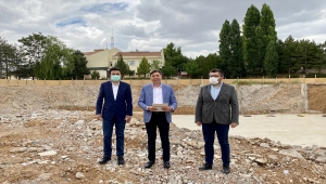 AK Parti Kırşehir Milletvekili Kendirli, kentteki sağlık yatırımlarını inceledi