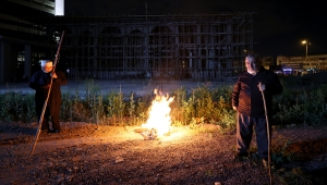 Ankara'da cami yaptırma derneği üyeleri, hırsızlara karşı inşaatta nöbet tutuyor