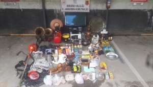 Ankara'da evlerden hırsızlık yaptığı belirlenen şüpheli yakalandı