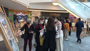 Ankara'daki sefirelerden nakışlı resim sergisi