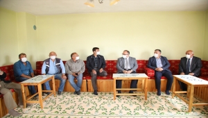 Ankara'nın Çubuk ilçesinde etkili olan dolu, 10 bin 500 dekar ekili alana zarar verdi