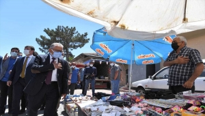 Başkan Memduh Büyükkılıç, kırsal mahallelerde vatandaşlarla bir araya geldi 