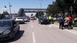 Beypazarı'nda otomobilin çarptığı kişi yaralandı