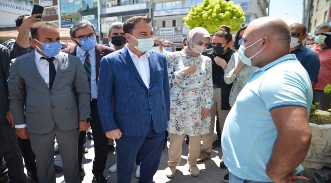 DEVA Partisi Genel Başkanı Ali Babacan, Konya'da esnafı ziyaret etti