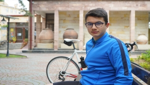 Dünya Bisiklet Günü dolayısıyla Kayseri-Ürgüp arasında pedal çevirdiler