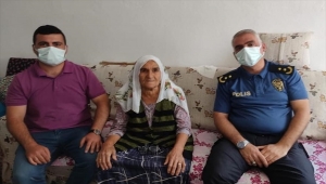 Gece yarısı polislere ikram edilen dut sayesinde hasta kadın kurtarıldı