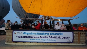 Kapadokya'da babalara hediye balon turu düzenlendi