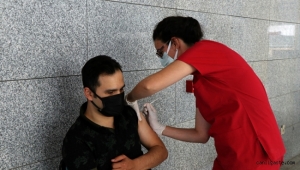 Kayseri İl Sağlık Müdürlüğü Mobil aşı ekipleri Bölge Adliye Mahkemesinde