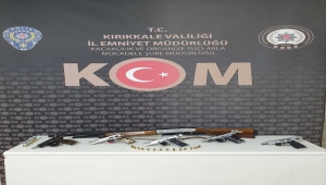 Kırıkkale'de araçlarında ruhsatsız silah ele geçirilen 3 şüpheli gözaltına alındı