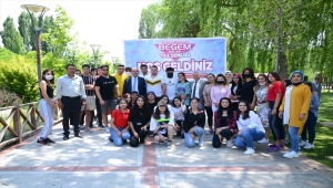 Kırşehir Belediyesi YKS'ye girecek öğrencilere moral şenliği düzenledi