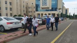 Konya'da kendilerinden haraç istediğini öne sürdükleri kişiyi bıçakla öldüren 2 kardeş tutuklandı