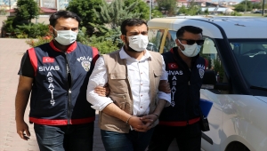 Sivas'ta eski patronu olan kadını pompalı tüfekle rehin alan şüpheli adliyeye sevk edildi 