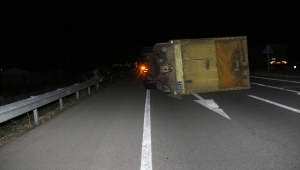 Sivas'ta tır ile traktör çarpıştı: 2 yaralı