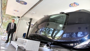 Suşehri'nde emniyet kemerinin önemi mobil simülasyon aracı ile anlatıldı