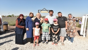 AK Parti Genel Başkan Yardımcısı Usta ile Karatay Belediye Başkanı Kılca'dan esnaf ziyareti