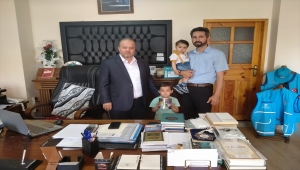 Bünyan'da 5 yaşındaki Yusuf, kumbarasını Suriyeli çocuklar için bağışladı 