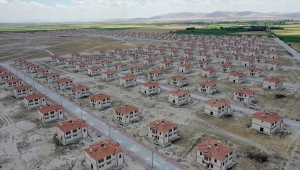 Dedemli Mahallesi'nin yeni yerleşkesinde yol çalışmaları tamamladı