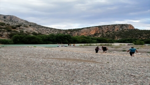 Karaman'daki Nunu Vadisinde mahsur kalan 13 piknikçi kurtarıldı