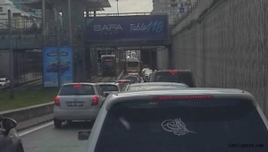 Kayseri trafiğinde bayram sonrası yoğunluk! Trafik kilitlendi