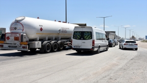 "Kilit kavşak" Kırıkkale'de bayram öncesi trafik yoğunluğu arttı