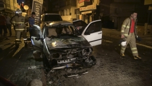 Kırıkkale'de park halindeki araç yandı