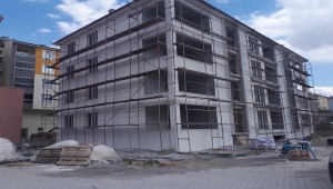 Konya'da iskeleden düşen işçi ağır yaralandı