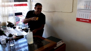 Kulu'da esnafın bulduğu altın bilezik, sahibine teslim edildi