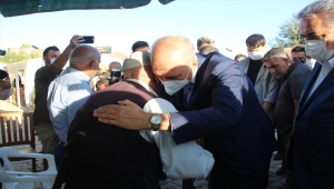 Kurtulmuş, Konya'da silahlı saldırıda öldürülen 7 kişinin ailesine taziye ziyaretinde bulundu: