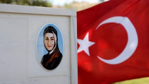 Şehit torunu Bedirhan bebek ve kızının acısını 3 yıldır yüreğinde yaşıyor