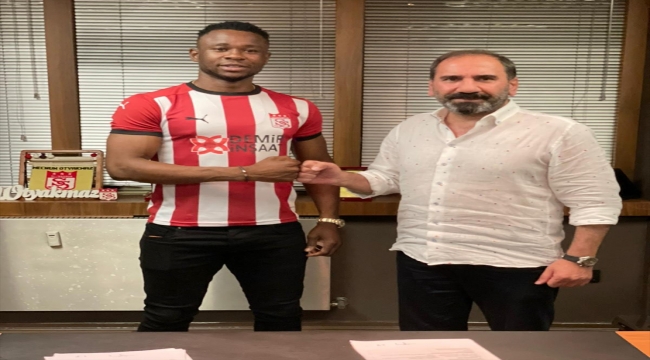Sivasspor, Nijeryalı oyuncu Leke Samson James'i transfer etti