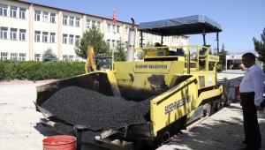 Suşehri'nde çevre düzenleme çalışmaları devam ediyor