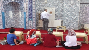 Ulaş'ta yaz Kur'an kurslarına 300 öğrenci katılıyor